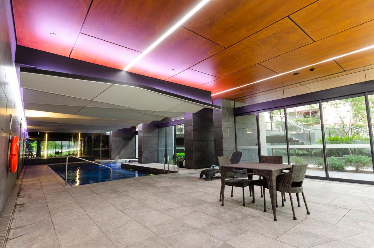 2Br Cbd Pad, City Views, Free Parking, Pool, Gym Melbourne Exterior photo