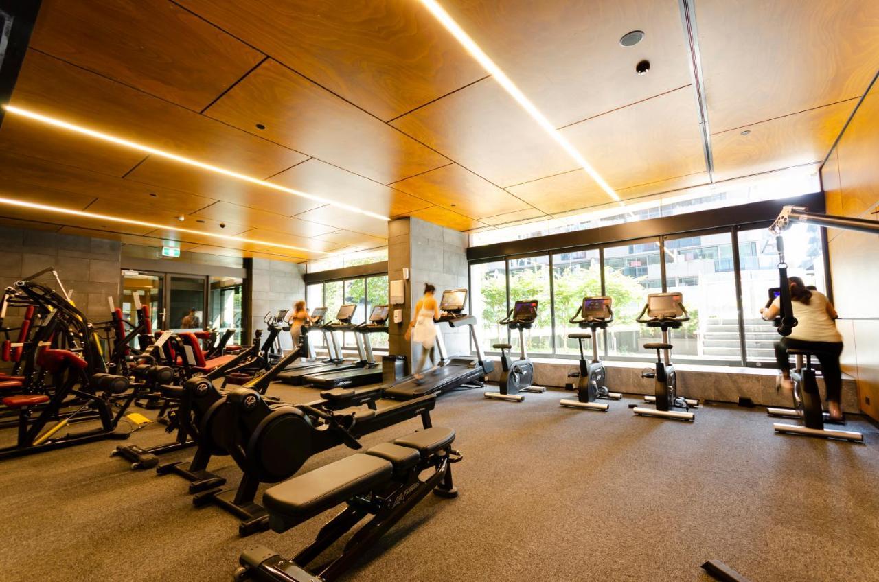 2Br Cbd Pad, City Views, Free Parking, Pool, Gym Melbourne Exterior photo